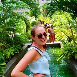 Meet your Posher, Emma